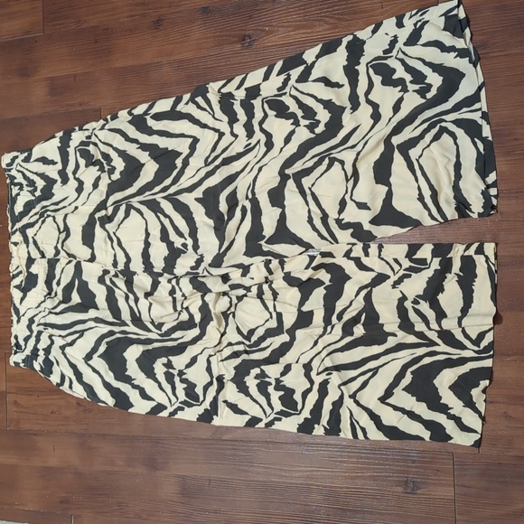 H&M pants - Picture 1 of 4